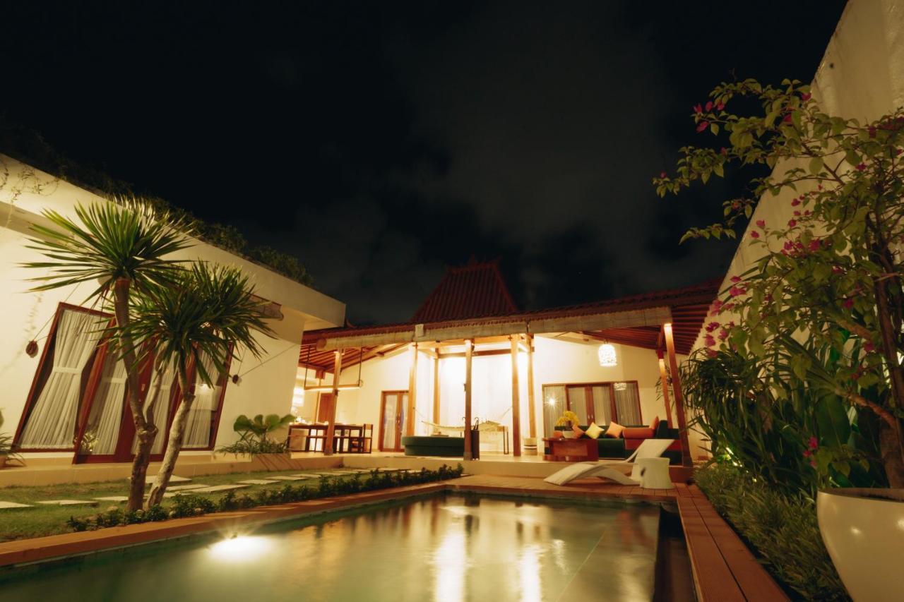 Villa Orked 3 With Family Room Seminyak Екстер'єр фото