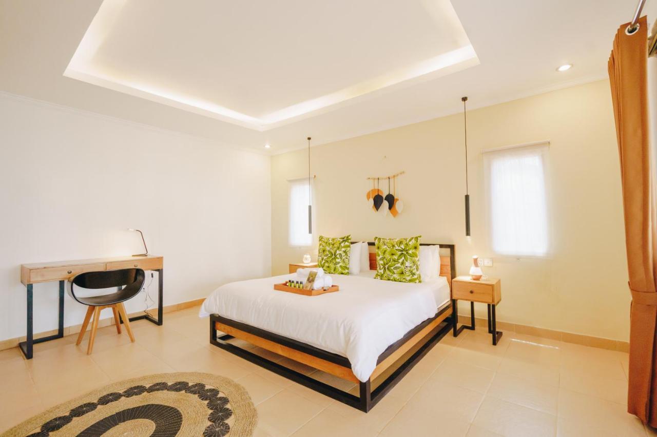 Villa Orked 3 With Family Room Seminyak Екстер'єр фото