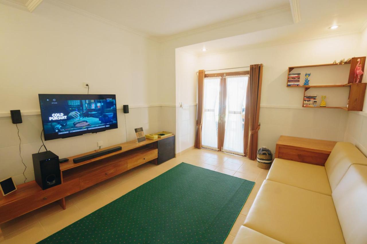 Villa Orked 3 With Family Room Seminyak Екстер'єр фото