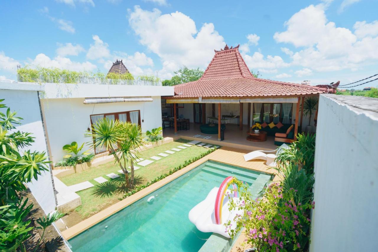 Villa Orked 3 With Family Room Seminyak Екстер'єр фото