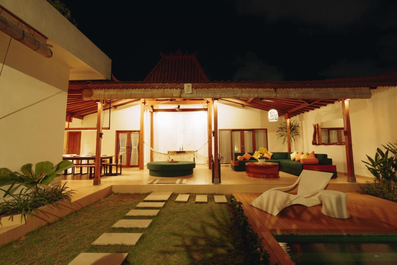 Villa Orked 3 With Family Room Seminyak Екстер'єр фото