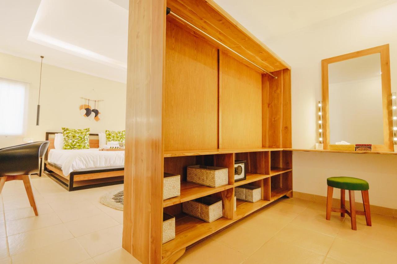 Villa Orked 3 With Family Room Seminyak Екстер'єр фото
