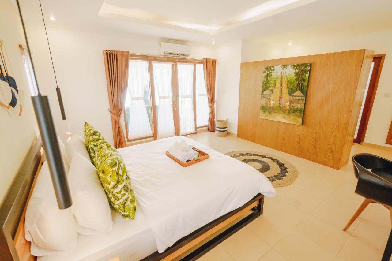 Villa Orked 3 With Family Room Seminyak Екстер'єр фото